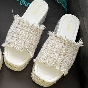 Fashion Nova Cream and Gold Tweed Mules